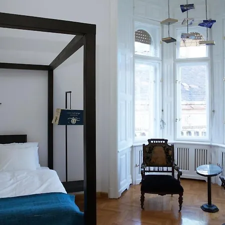 Eclectic Design Right In The Center